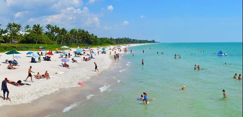 Beauty of Naples beach florida